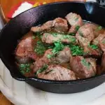 Lomo al pil pil o ajillo