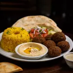 Veggie Plato Falafel On The Plate 🌱