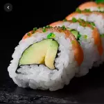 Uramaki Salmão Abacate