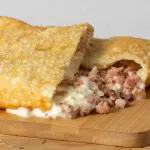Pastel de 2 Queijos com Bacon