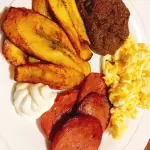 Desayuno Tipico