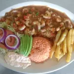 CAMARONES A LA MEXICANA CON CAMARON COCTELERO
