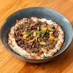Crema de garbanzo con carne