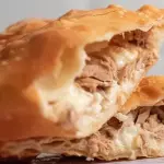 Atum com Queijo Cebola e Azeitona