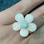 Anillo con Flor de Nácar y Larimar