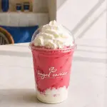 Strawberry Yogurt Frappe
