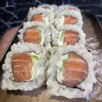 Uramaki filadelfia 8 uni...