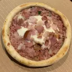 Calabresa com requeijão e bacon
