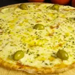01. PIZZA DE MUZZARELLA