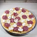 PIZZA GIGANTE DE 2 ING + BEB 1.3 L