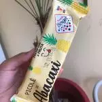 Picolé de abacaxi