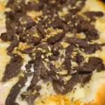 Pizza de Filé mignon ao Alho