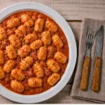 NHOQUE C/ MOLHO AO SUGO