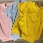Pullovers de mujer azul y amarillo