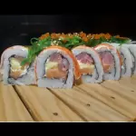 Crazy kani roll