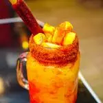 Smoothie de Mango con chile.