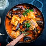 Caldereta de Mariscos y Pescados.