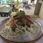 Salchipapa costeña