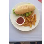 PAN CON POLLO