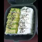 Philadelphia y Avocado Roll