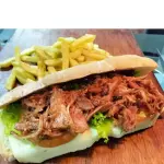 SANDWICH CERDO BBQ