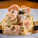 Lingüini Fusion de Camarones
