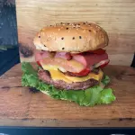 HAMBURGUESA ESPECIAL DE REYES