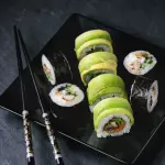 Avocado Rolls 10 pza