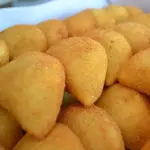 RISOLES DE CAMARÃO
