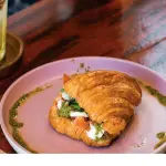 Croissant Caprese