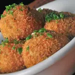 BOLINHO DE COSTELA