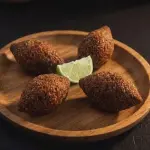 Porção de Kibe Frito