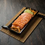 8 Sashimi de salmão