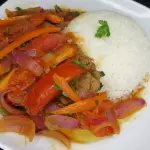 BISTECK ENCEBOLLADO