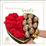 CORAZÓN ROSA ROJA Y FRESAS