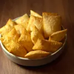 PASTELZINHO DE QUEIJO