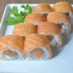 4 UN Uramaki especial cru