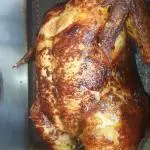 Frango assado com BATATA e farofa