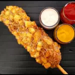 Corn Dog Hawaiano con Queso