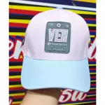 Gorra VEN gris rosado y celeste