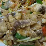 SALTEADO FILETE DE PESCADO 爆炒脆肉鱼片