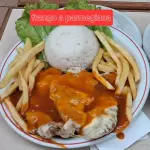 Filé de Frango a Parmegiana