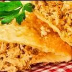 Pastel frango cheddar 25cm