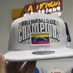 Gorra Champions blanca plana New era
