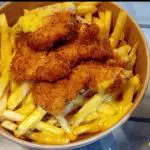 Especial Papas fritas con Pollo Crispy
