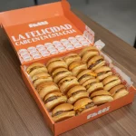 Party Box 20 Classic Cheeseburgers