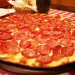 Pizza 35 cm 8 Fatias + Guaraná 1,5L