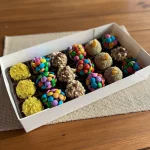 CAIXA COM 18 BRIGADEIROS
