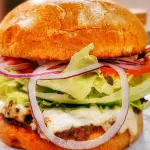 BURGER AMERICANO + FRITAS