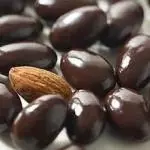 Drágeas de amêndoa chocolate 70%